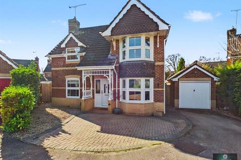 3 bed property, in Salterns Road, £550,000