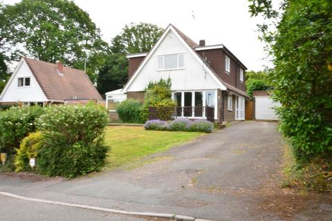 3 bed property, in Orchard Hill, £725,000
