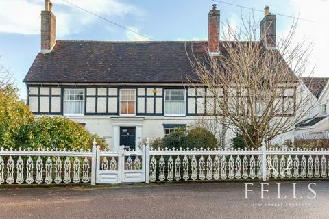 5 bed property, in Hightown Road, £1,050,000