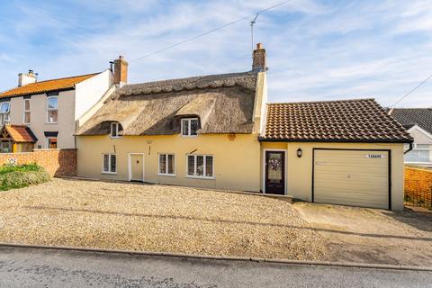 2 bed property, in The Street, £325,000