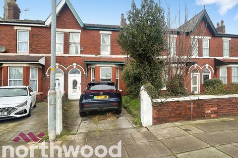 3 bed property, in Tithebarn Road, £160,000