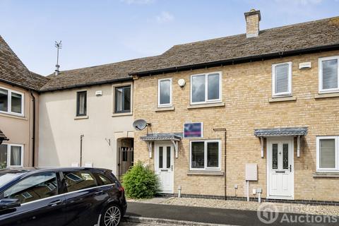 2 bed property, in Mallard Court, £175,000