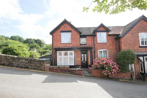 3 bed property, in Carr Bank, £265,000