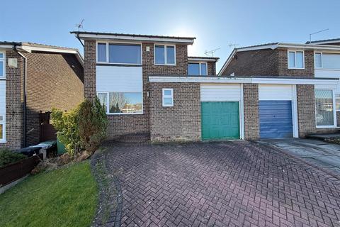 4 bed property, in Chantry Road, £350,000