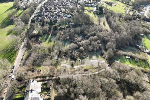 Land, in Land At Pollard Lane, £50,000