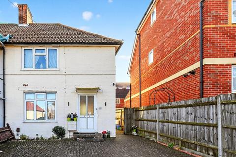 3 bed property, in Central Road, £540,000