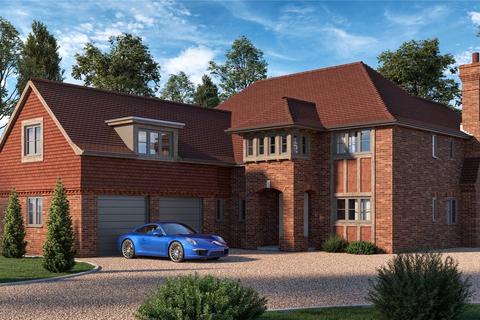 Land, in Goldsmith Avenue, £750,000