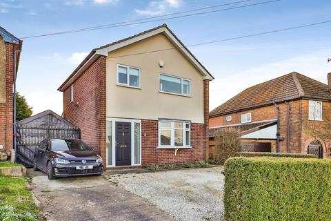 3 bed property, in Beauvale Rise, £270,000