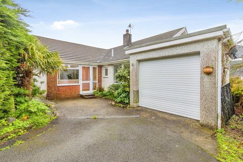 3 bed property, in King Street, £350,000