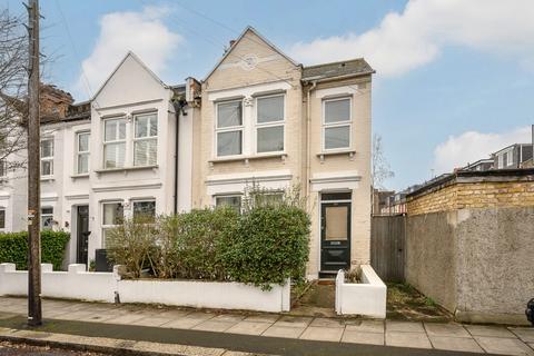 3 bed property, in Havelock Road, £725,000