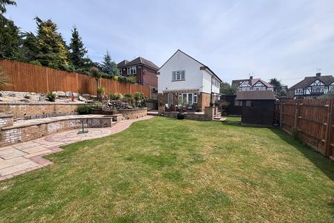 4 bed property, in Langley Way, £1,095,000