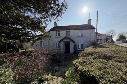 3 bed property, in Mamhilad, £599,950