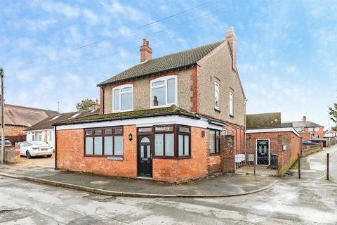 3 bed property, in Birchall Road, £360,000