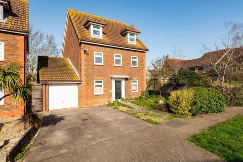 5 bed property, in Buckthorne Road, £375,000