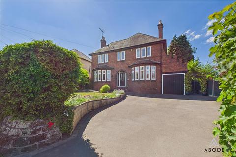 3 bed property, in Highwood Road, £525,000