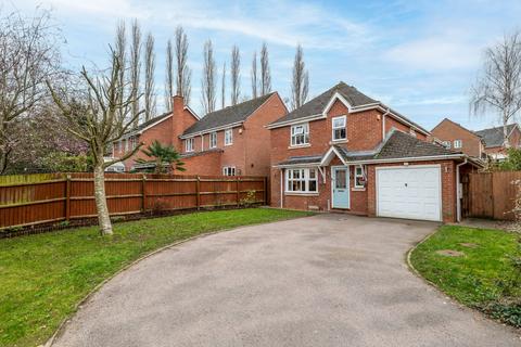 4 bed property, in The Pyke, £410,000