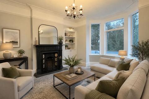 4 bed property, in Lea Road, £265,000