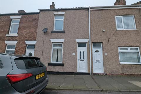 2 bed property, in Gurney Street, £75,000