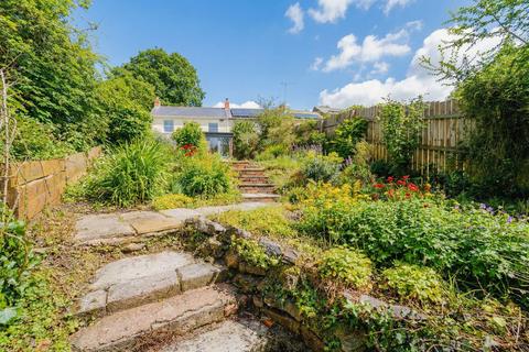 3 bed property, in West Sandford, £425,000