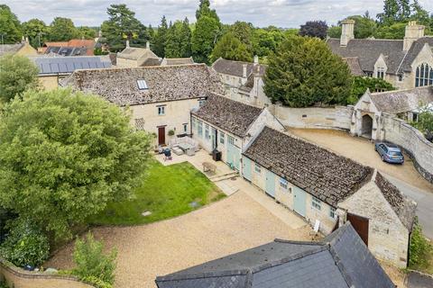 5 bed property, in Fotheringhay Road, £1,150,000