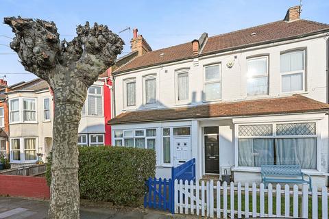 3 bed property, in Bowen Road, £539,950
