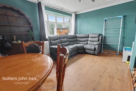3 bed property, in Newmount Road, £135,000