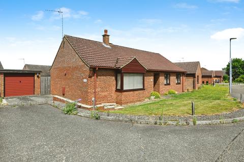 3 bed property, in Alexandra Way, £290,000