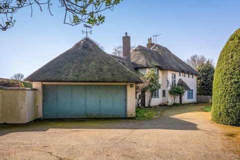 3 bed property, in Church Road, £1,000,000