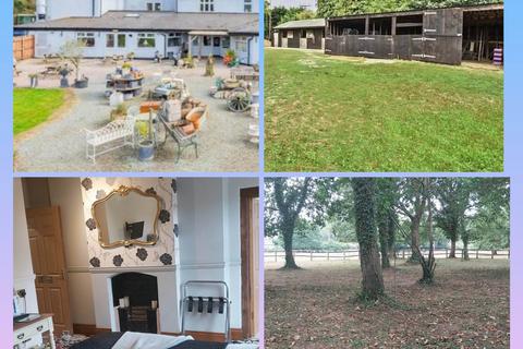 9 bed property, in Family Home and Multi Income Prroperty Herefordshires class E, £835,000