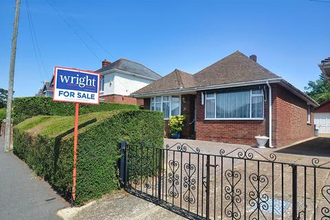 2 bed property, in ELMFIELD, £249,950
