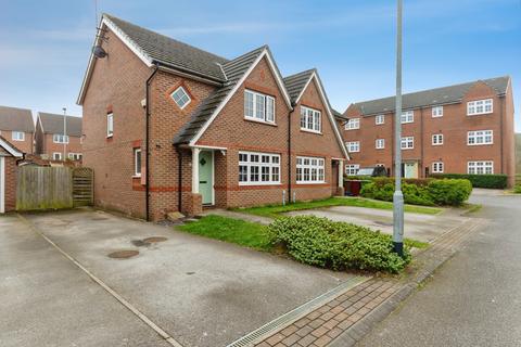 3 bed property, in Jubilee Place, £215,000