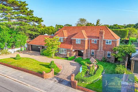 5 bed property, in Herbert Road, £2,350,000