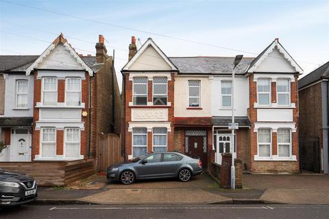 3 bed property, in Brandville Road, £525,000