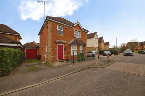3 bed property, in Campion Close, £500,000