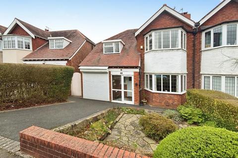 3 bed property, in Knightlow Road, £625,000