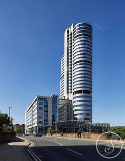 1 bed property, in Bridgewater Place, £95,000
