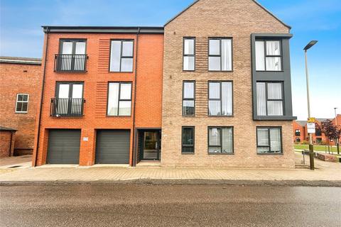 2 bed property, in Limekiln Road, £210,000