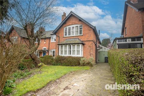 3 bed property, in Linden Road, £425,000
