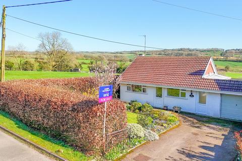 2 bed property, in School Lane, £325,000