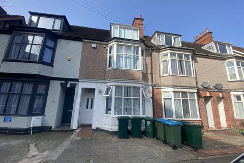 7 bed property, in Friars Road, £400,000