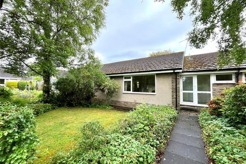 2 bed property, in Crofts Way, £345,000