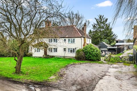 6 bed property, in High Roding, £1,895,000