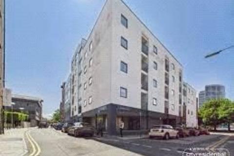 2 bed property, in Argyle Street, £125,000