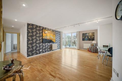2 bed property, in Seward Street, £750,000