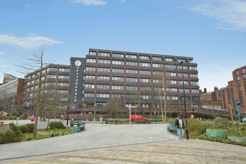 1 bed property, in West Bar, £120,000