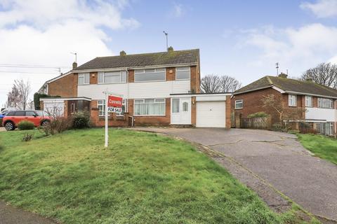 3 bed property, in Bilbrook Road, £270,000