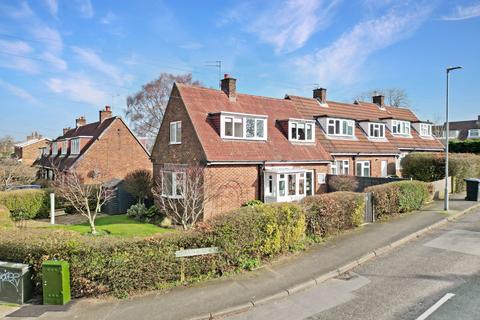 2 bed property, in Sherbourne Road, £235,000