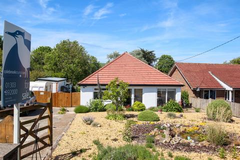 3 bed property, in Crete Road West, £650,000