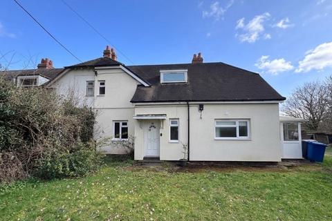 3 bed property, in Watling Street, £350,000