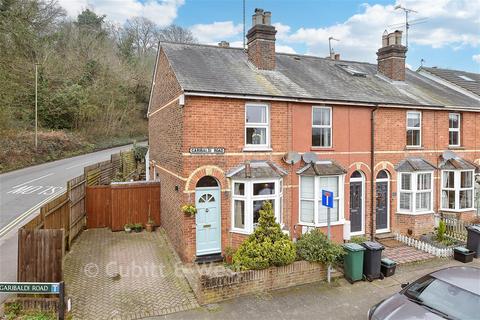 2 bed property, in Garibaldi Road, £400,000